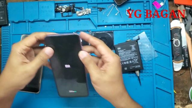 Xiaomi Mi 9 Battery Replacement смотреть онлайн