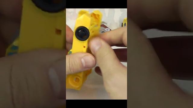 Трансформер Бамблби #shorts смотреть онлайн