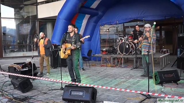 Группа "Длина дыхания" - "Позвони своим родным и любимым" смотреть онлайн