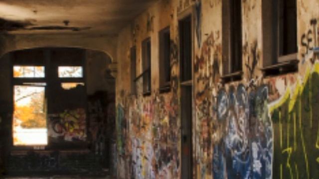 СТРАШНАЯ ИСТОРИЯ – ШКОЛЬНЫЙ ПОДВАЛ... смотреть онлайн