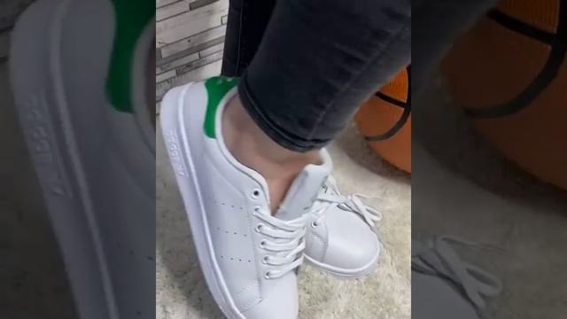 Adidas Stan Smith Белые зелёные смотреть онлайн
