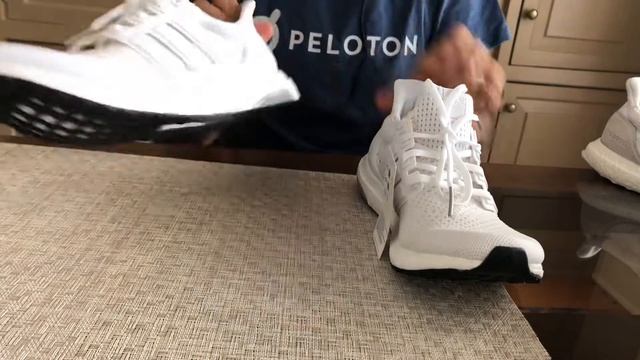 Adidas Ultra Boost Triple White! Compared to wannabe consolation prize color way. S77416 смотреть онлайн