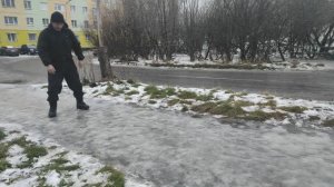 "Коньки" специального назначения ФАРАДЕЙ модель 792 с технологией Ice-lock