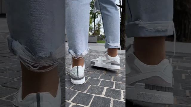 Кросівки жіночі fets смотреть онлайн