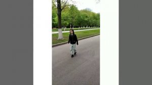 Как научиться кататься на пяточных роликах?