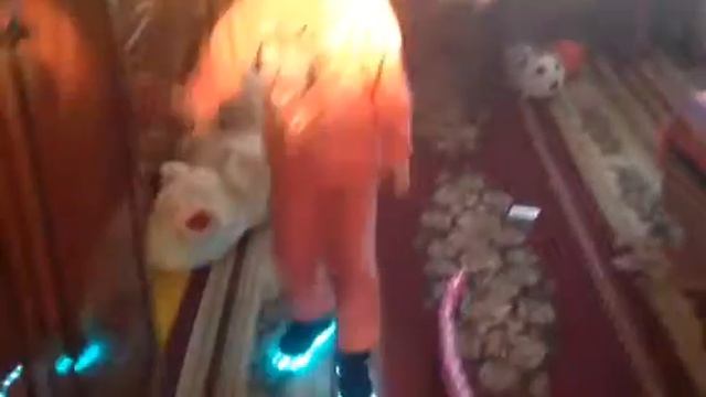 Кроссовки светятся смотреть онлайн