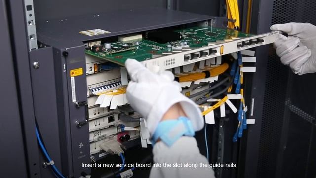 Huawei MA5603T-Replacing an 8-Port PON Service Board смотреть онлайн