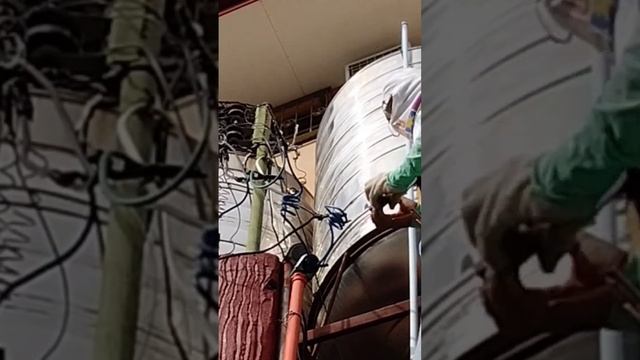 Live splicing of #6 THHN wire main entrance #shortvideo #jawbonetv #splicing #live #electrical смотреть онлайн