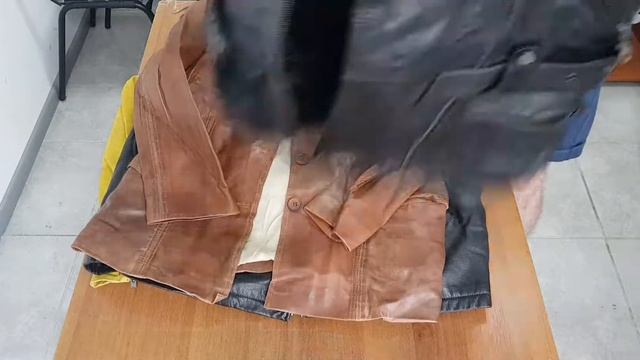 Шкіряні куртки мікс секонд хенд оптом. смотреть онлайн