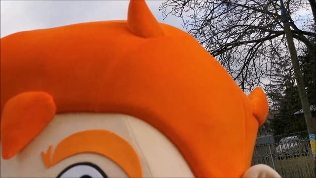 Elabika stroje reklamowe Chłopiec Siłacz Galeria Piastów Play City смотреть онлайн