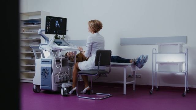 ВРАЧИ, РАССКАЖИТЕ СТРЕМНЫЕ ИСТОРИИ ИЗ ВАШЕЙ РАБОТЫ смотреть онлайн