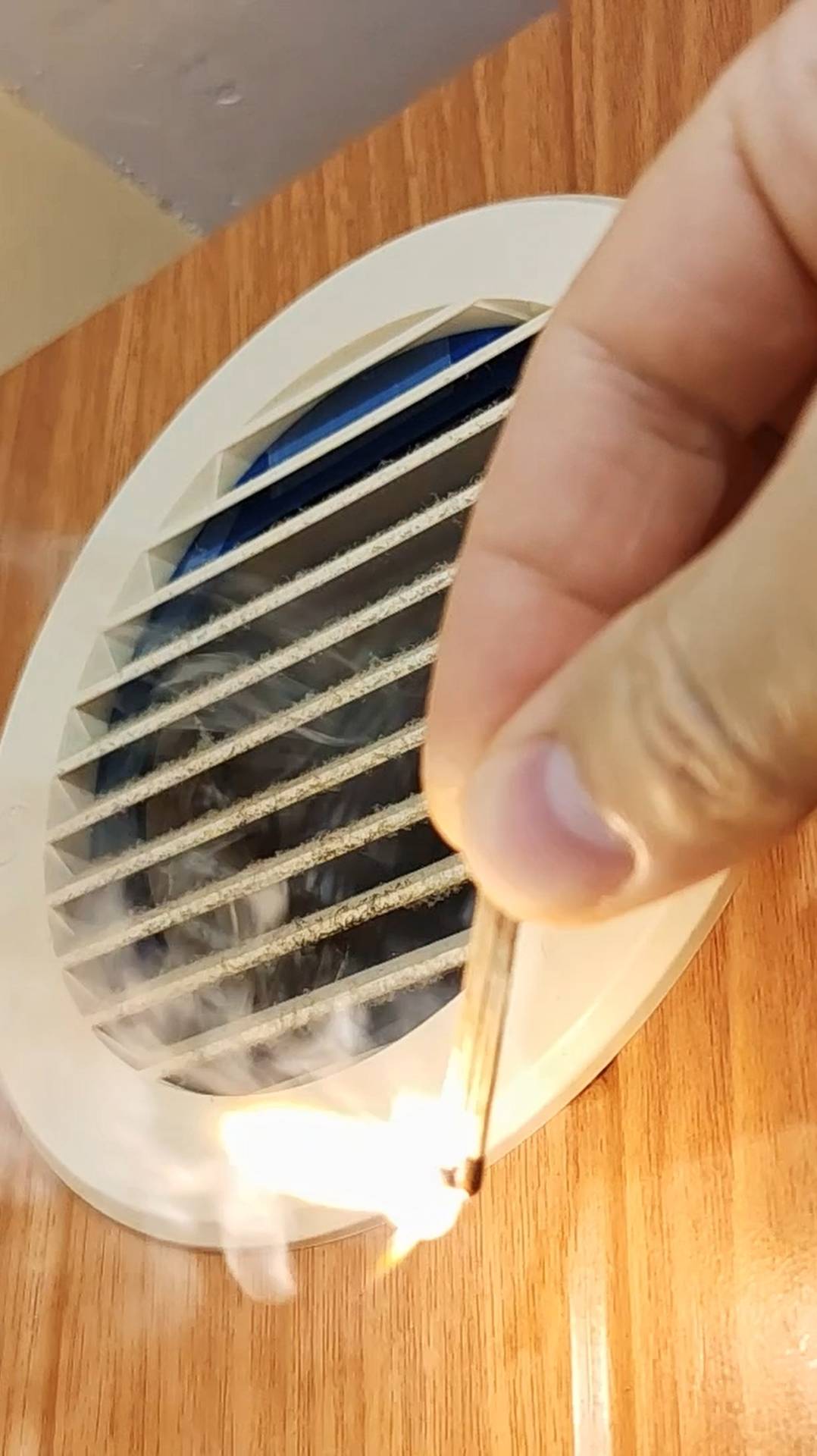 Вытяжка на кухне #shorts смотреть онлайн