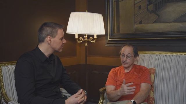 YAE Interviews Michael Levitt смотреть онлайн