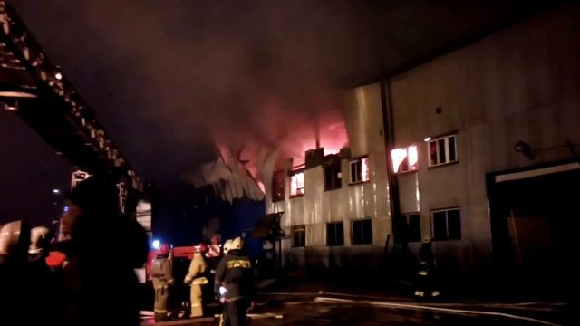 Пожар в Сантехе смотреть онлайн