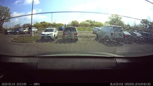 Tesla Models S clipped and ran. err parked (rear camera) смотреть онлайн