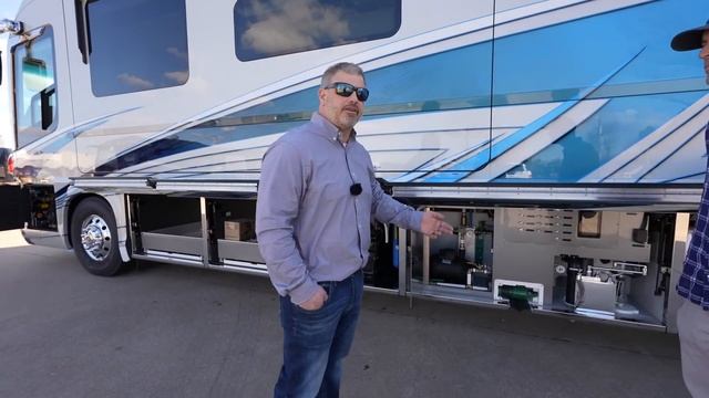 Tour Of 2024 Newell Show Coach #1774