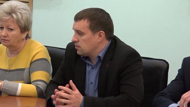 Сегодня в городской администрации состоялось заседание еженедельного совета смотреть онлайн