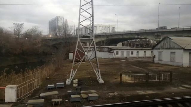 Следование по станции Ростов-Главный на электропоезде ЭП3Д смотреть онлайн