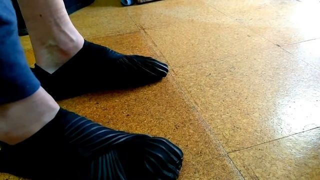 Vibram Furoshiki shoes unboxing!! $70 legit!! (Australia) смотреть онлайн