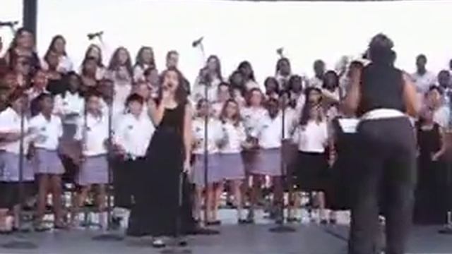 Solo de Lolita en "I WILL SURVIVE" смотреть онлайн