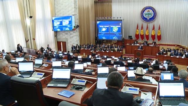 Абылгазиев: Чиновники в 2010 году зная, что будут добывать уран подписали соглашение смотреть онлайн