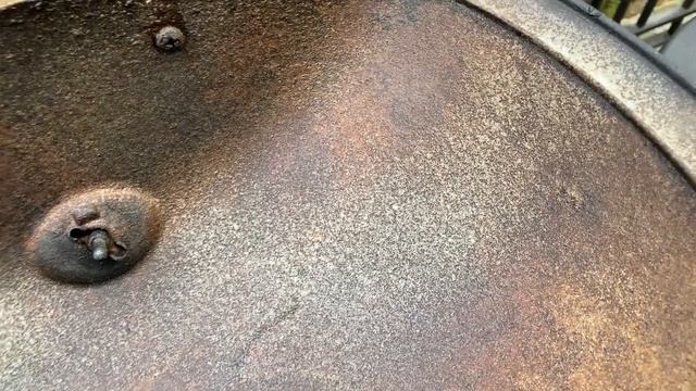 GREASY LID? How To Clean The Lid of Your Weber Q Grill смотреть онлайн