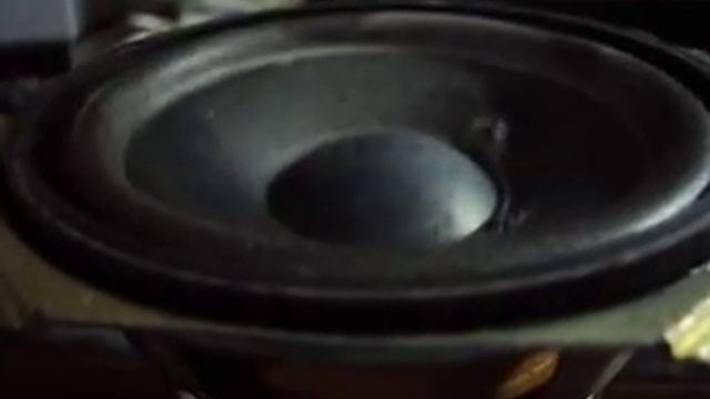 little 15 watt Sony speaker смотреть онлайн