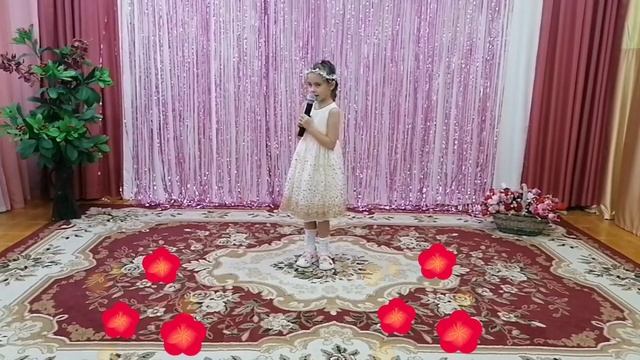 Знаешь, как люблю тебя я, мама!