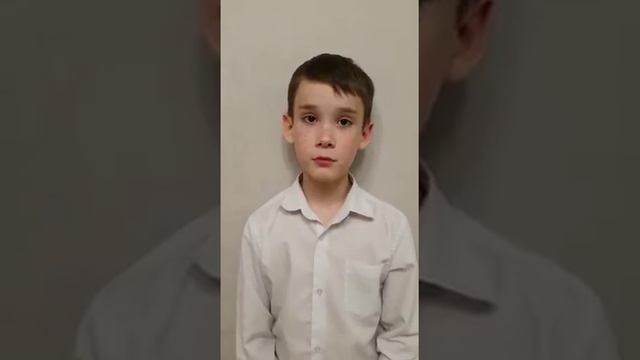 Страна Читающая - Ростислав Ковалев читает произведение С. Есенина "Береза" смотреть онлайн