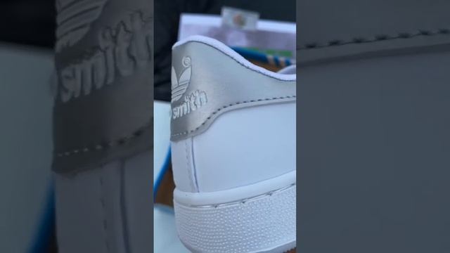 Кроссовки смотреть онлайн