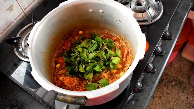 Basmati rice Chicken Biriyani|Twist of spice|Vazhai ilai special|Easy and Tasty|Sunday Feast смотреть онлайн
