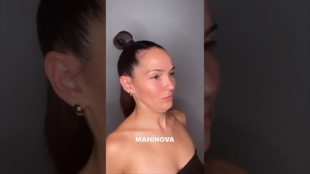 Выравниваем положение головы. Удлиняем шею #фейсфитнес #mahínovaface#упражнениядлялица #заломынашее