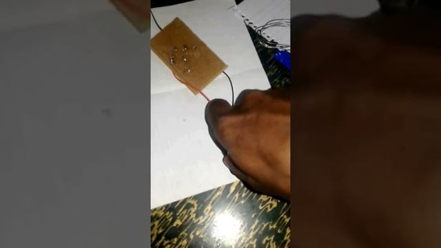 How to make a smart electricity detector using two transistor смотреть онлайн