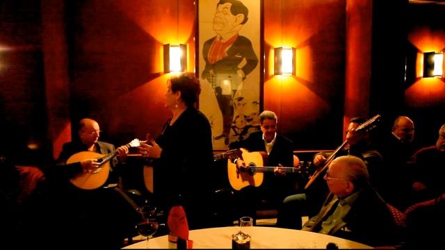 Anita Guerreiro, "Fado Franklim (sextilhas)" - "Verbo amar" смотреть онлайн