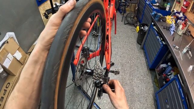 Электронное переключение Ultegra di2, установка на BMC смотреть онлайн