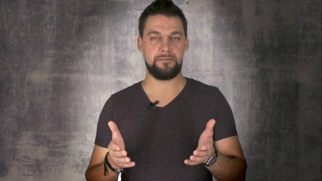 Ведущий Антон Рассказов смотреть онлайн