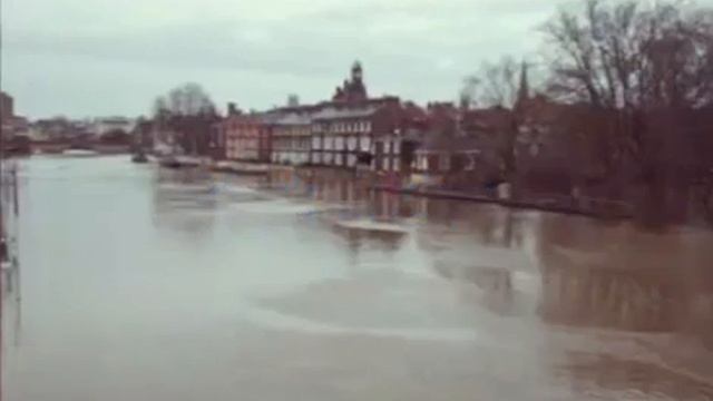 York Heavy Rain Last 5 Years 2016 смотреть онлайн