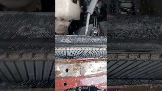 лопнул радиатор в тачке. смотреть онлайн
