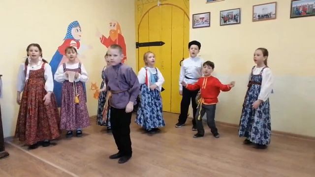 Шёл да пошёл Фольклорный ансамбль "Слободушка" Кундравинская ДШИ смотреть онлайн