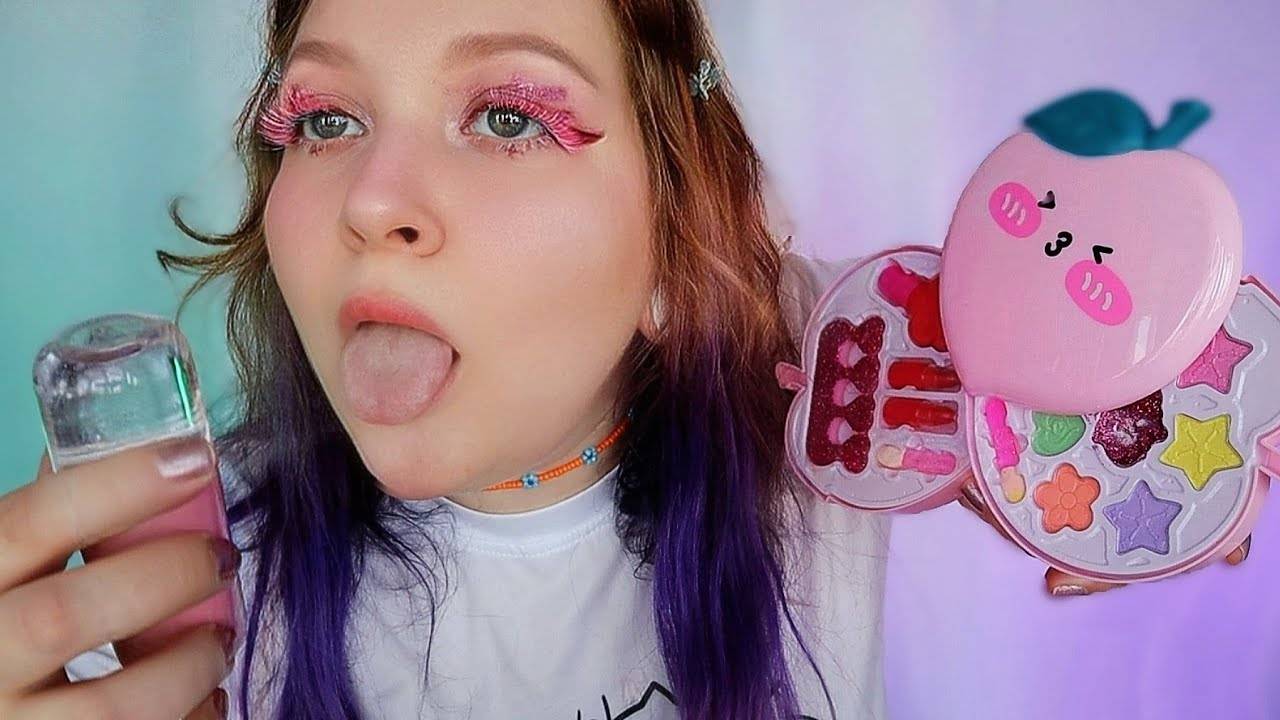 АСМР 🍑 МАКИЯЖ ДЕТСКОЙ КОСМЕТИКОЙ от ПОДРУЖКИ 💄 смотреть онлайн