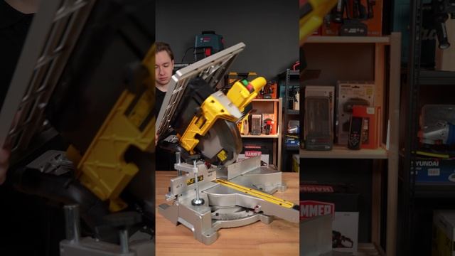 Как работать с торцовкой #инструмент #столярка #пила смотреть онлайн