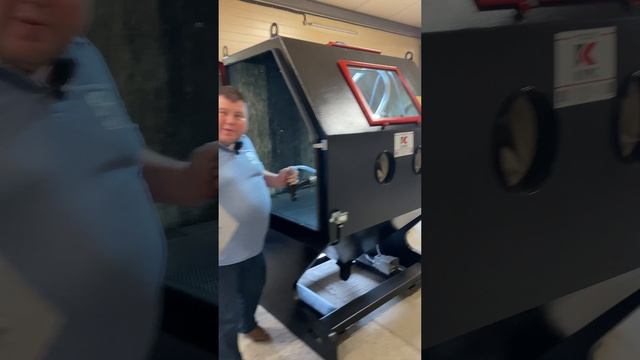 👷Вам как? Быстрее или деликатнее? смотреть онлайн