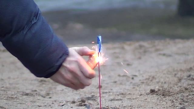 Ракеты со свистом 12 штук «Whistling Moon Travellers» Maxsem 0445D смотреть онлайн