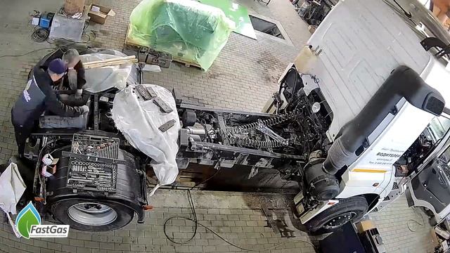 Полная ремоторизация Камаз 5490 на 100% метан за 14 минут