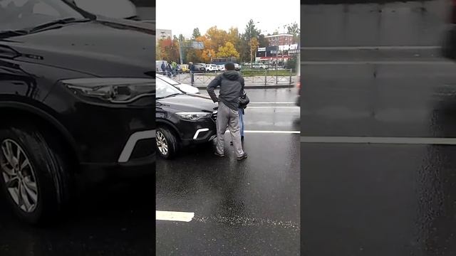 Наглеют, подрезают,хамят! Нацмен за рулём! смотреть онлайн