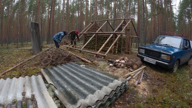 СТРОЮ ХИЖИНУ в ЛЕСУ! Строю ОДИН, ДОМИК в ЛЕСУ 7 ДЕНЬ СТРОЙКИ 4K