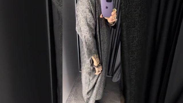 Льняное платье кокон сложного серого цвета в геометричный жаккардовый рисунок смотреть онлайн