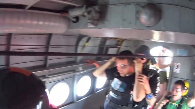Tandem Jump. смотреть онлайн