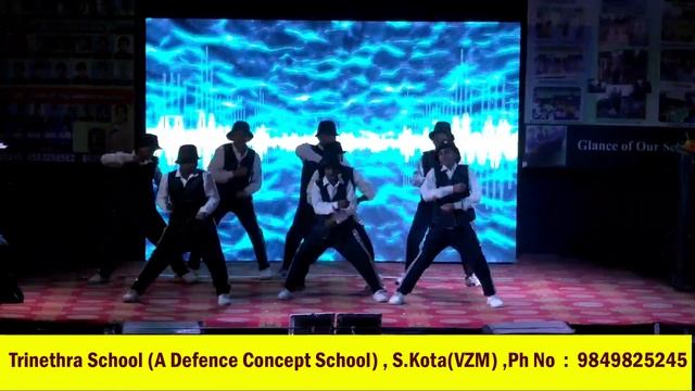 Muqabula Song performance by 7 th class students||Trinethra Defence concept School|| SKOTA#skota смотреть онлайн