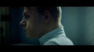 Алиса Кожикина - Назло всему улыбайся (Official video)